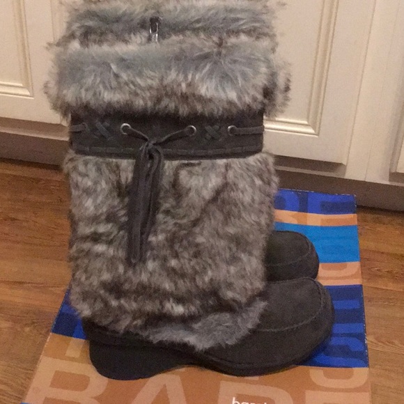 bare traps fur boots